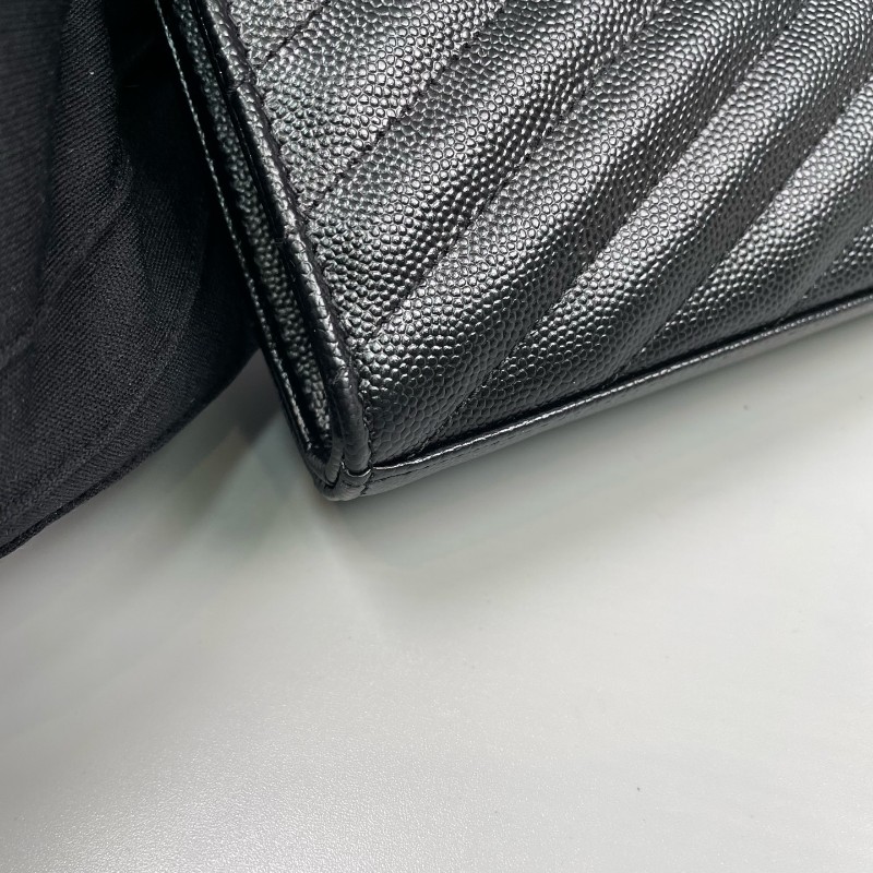 YSL 黑金魚子醬牛皮信封鏈條包-25