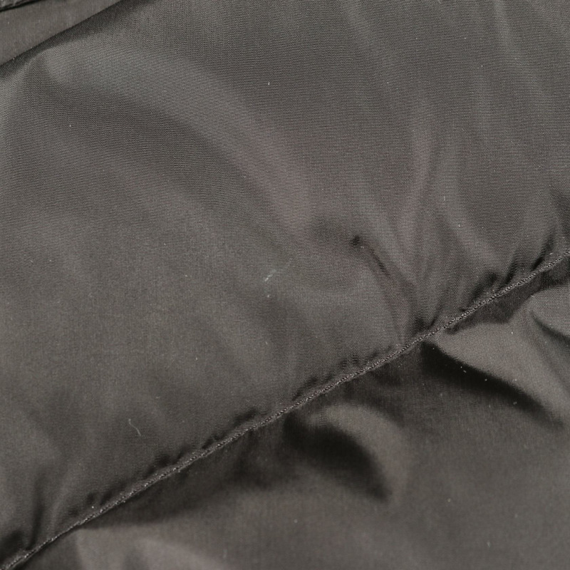 MONCLER ALOES 蘆薈羽絨服，附帽拉鍊，尼龍材質，黑色，二手女款 #1-6