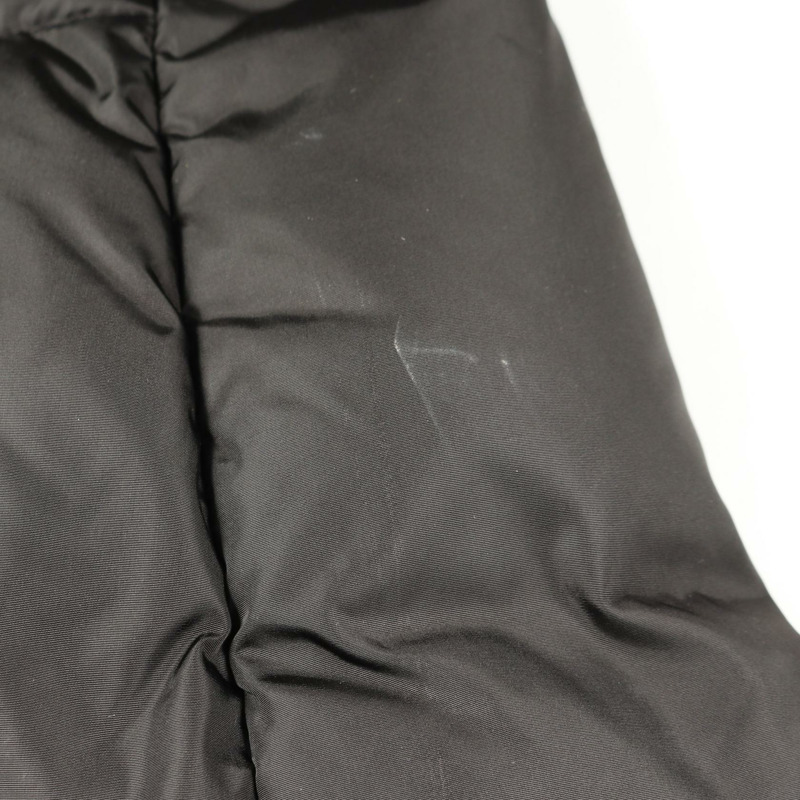 MONCLER ALOES 蘆薈羽絨服，附帽拉鍊，尼龍材質，黑色，二手女款 #1-7