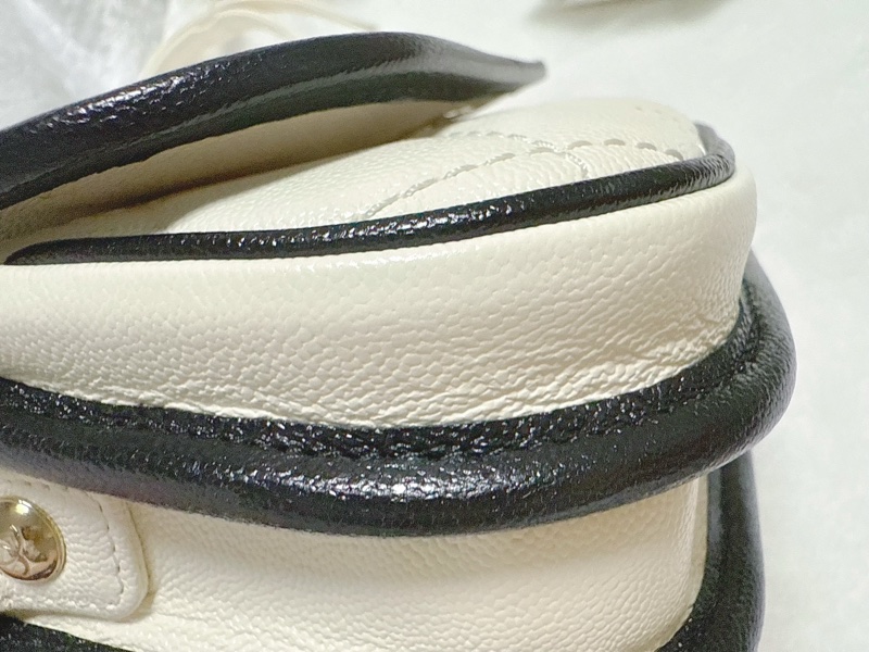 ❤️空姐包款，浪漫冬季溫柔奶油白❤️全新31開Chanel香奈兒21s半月郵差包 白色斜背鍊包 熊貓配色 鏈條包 馬鞍包 白雪公主-9