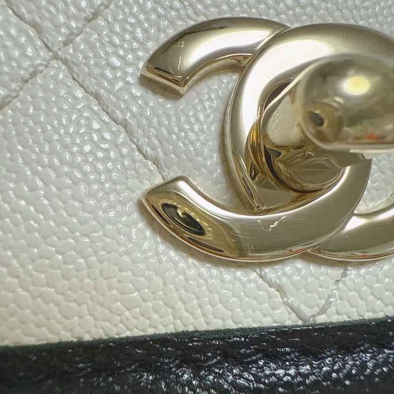 ❤️空姐包款，浪漫冬季溫柔奶油白❤️全新31開Chanel香奈兒21s半月郵差包 白色斜背鍊包 熊貓配色 鏈條包 馬鞍包 白雪公主-27