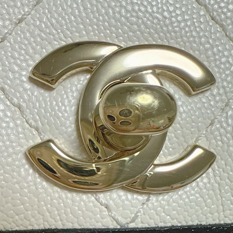 ❤️空姐包款，浪漫冬季溫柔奶油白❤️全新31開Chanel香奈兒21s半月郵差包 白色斜背鍊包 熊貓配色 鏈條包 馬鞍包 白雪公主-32