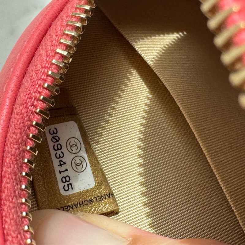 Chanel粉菱格金雙C金球圓餅包-25
