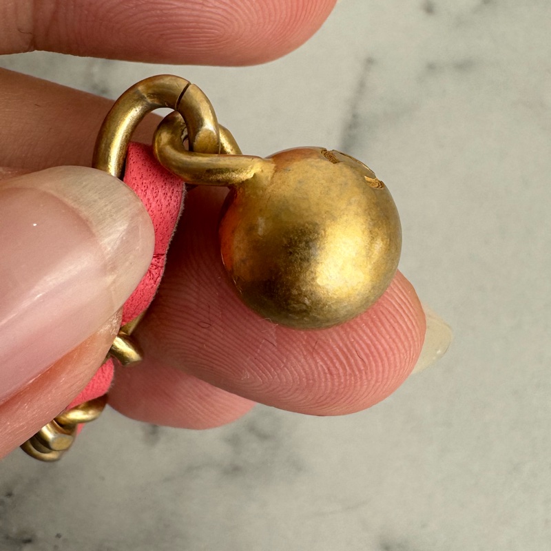 Chanel粉菱格金雙C金球圓餅包-34