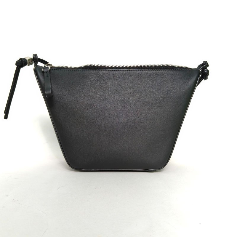 LOEWE HammockHobo浮雕字謎迷你黑色牛皮銀扣肩背包-2