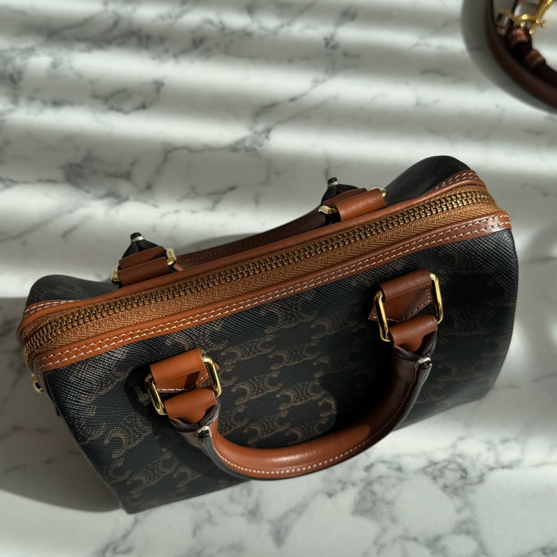 Celine凱旋門pvc波士頓包  必買款😍😍-14