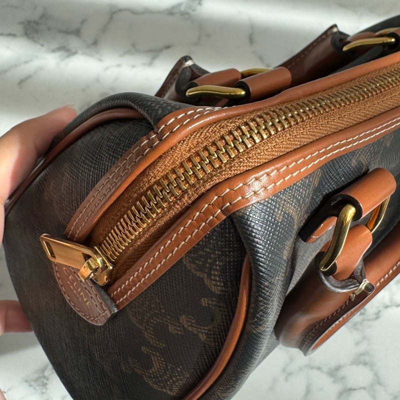 Celine凱旋門pvc波士頓包  必買款😍😍-15