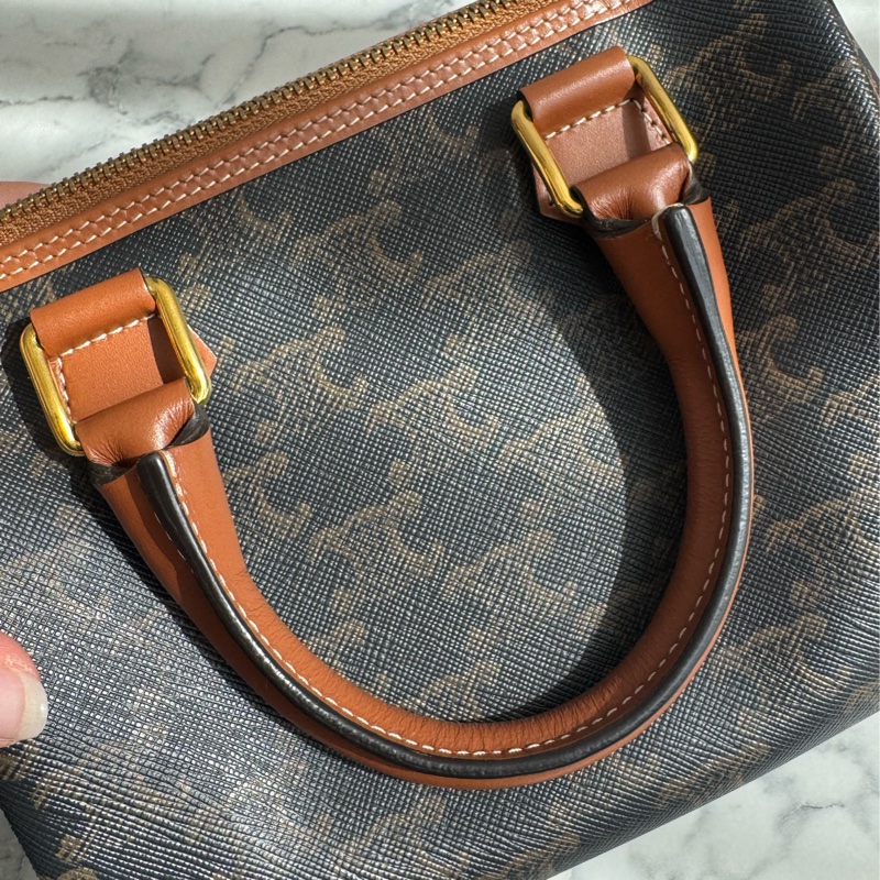 Celine凱旋門pvc波士頓包  必買款😍😍-20