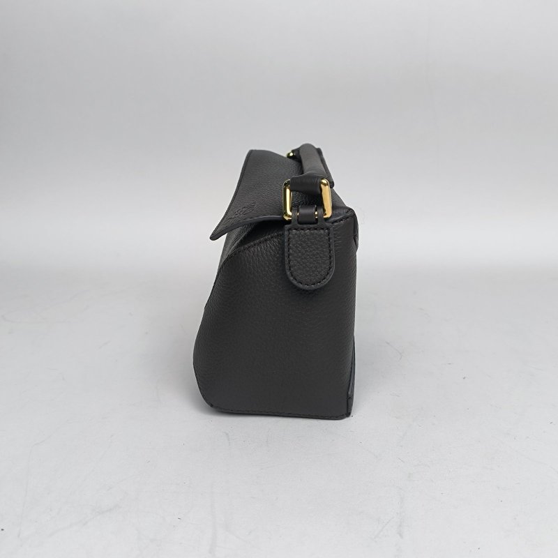 LOEWE Puzzle18幾何包迷你MINI深灰牛皮肩背包-1