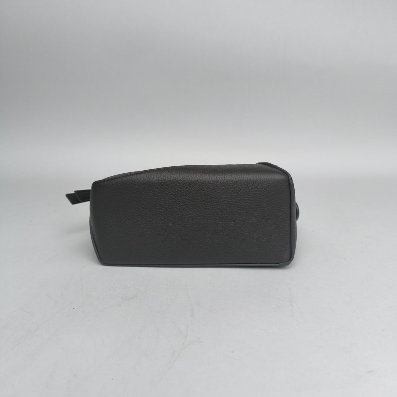 LOEWE Puzzle18幾何包迷你MINI深灰牛皮肩背包-4