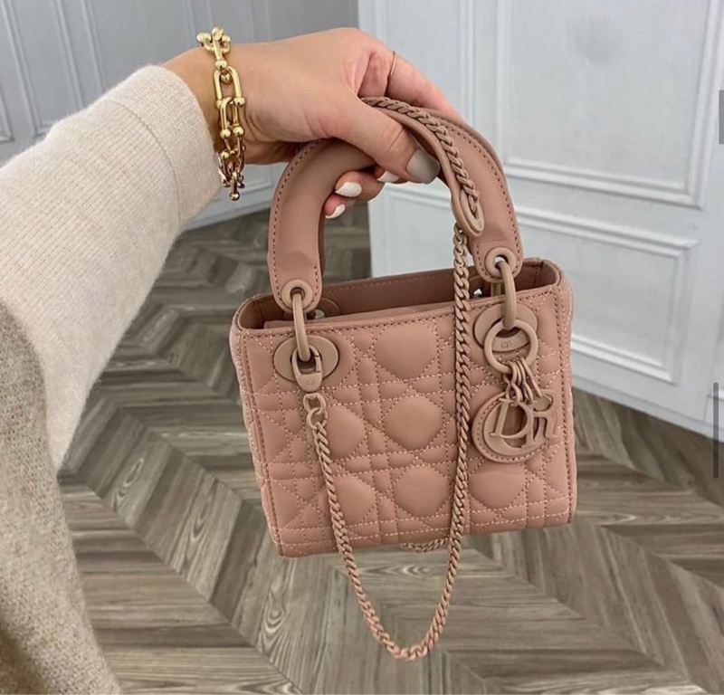 Lady Dior三格磨砂黛妃包 乾燥玫瑰色-0