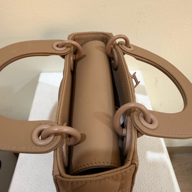 Lady Dior三格磨砂黛妃包 乾燥玫瑰色-13