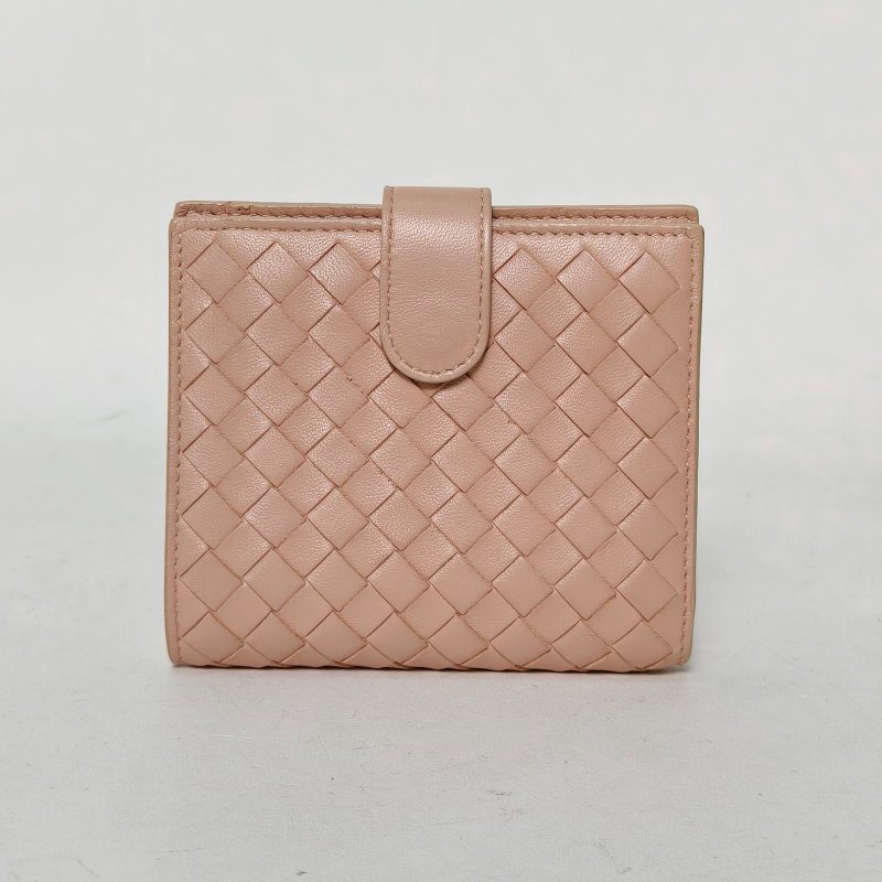 BOTTEGA VENETA 粉色羊皮短錢包肩背包-0