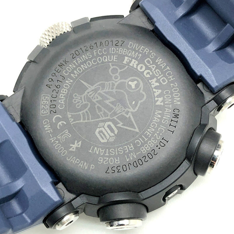 卡西歐 G-SHOCK FROGMAN GWF-A1000-1A2 類比手錶,太陽能動力,支援電波接收、藍牙、手機連接、碳纖維核心防護結構、LED 照明,海軍藍配色。 2020 年 6 月發售。可在 Mikunigaoka 店舖購買。 ITEF0J5WOP0C-7
