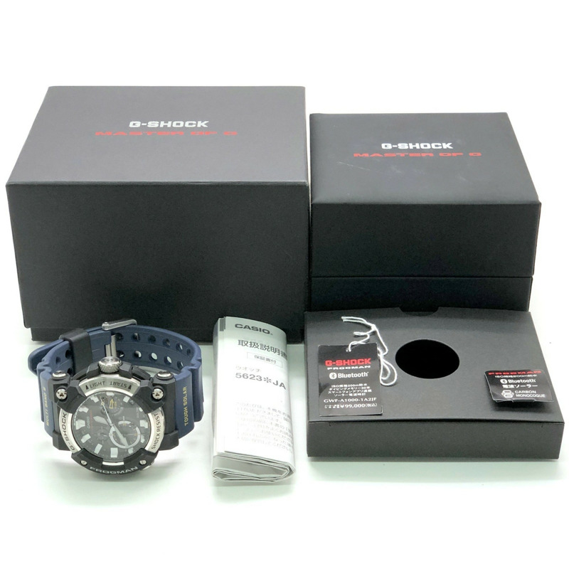 卡西歐 G-SHOCK FROGMAN GWF-A1000-1A2 類比手錶,太陽能動力,支援電波接收、藍牙、手機連接、碳纖維核心防護結構、LED 照明,海軍藍配色。 2020 年 6 月發售。可在 Mikunigaoka 店舖購買。 ITEF0J5WOP0C-9