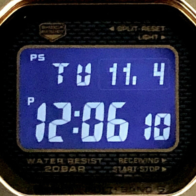 卡西歐 G-SHOCK GMW-B5000GD-9 手錶,全金屬金色,電波校時,太陽能動力,藍牙,手機連接,LED 背光,旋入式後蓋,2018 年 9 月發布,Mikunigaoka 商店,ITMKVKLAEA36-8