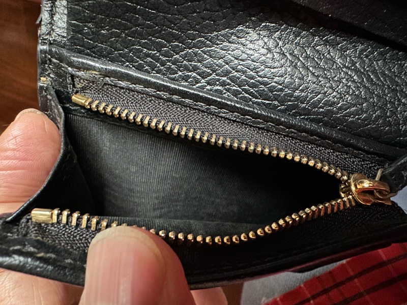 ✨【出售】GUCCI 經典 GG 壓紋三折短夾|完整配件|九成新 ✨-22