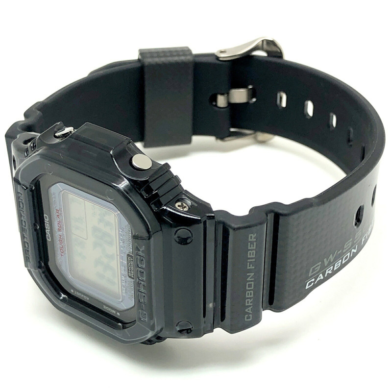 卡西歐 G-SHOCK GW-S5600-1 RM 系列電波太陽能手錶,配備 Tough Solar 太陽能動力系統、六局電波接收功能、黑色鏤空錶圈和碳纖維錶帶。 2010 年 6 月發布。可在 Mikunigaoka 商店購買。 ITKQ460AFTM8。-4