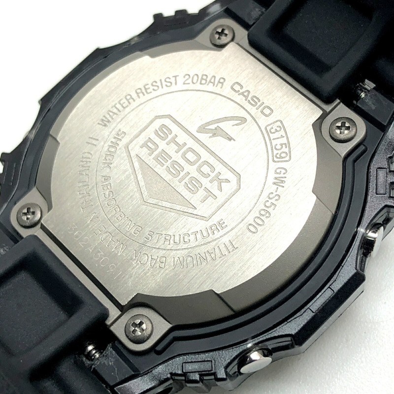 卡西歐 G-SHOCK GW-S5600-1 RM 系列電波太陽能手錶,配備 Tough Solar 太陽能動力系統、六局電波接收功能、黑色鏤空錶圈和碳纖維錶帶。 2010 年 6 月發布。可在 Mikunigaoka 商店購買。 ITKQ460AFTM8。-7
