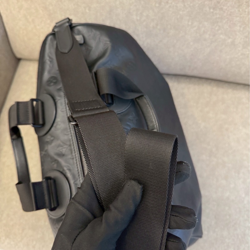 LV speedy 40壓紋手提側背-7