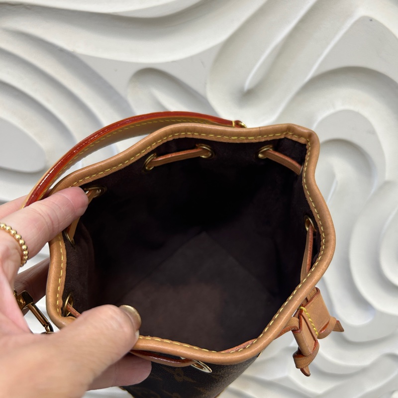 LV 原花Nano Noe束口手提斜背包-6