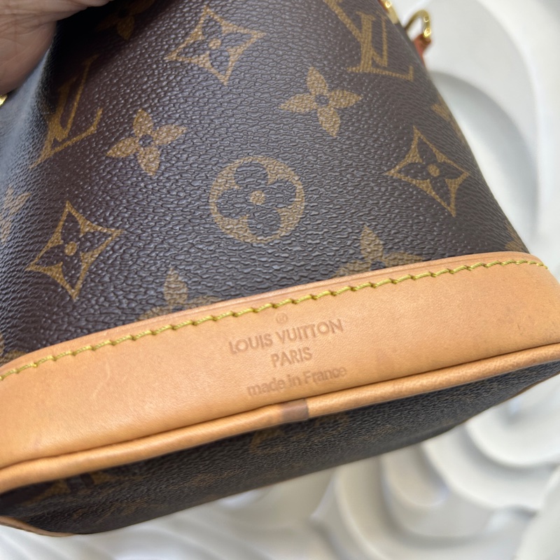 LV 原花Nano Noe束口手提斜背包-10