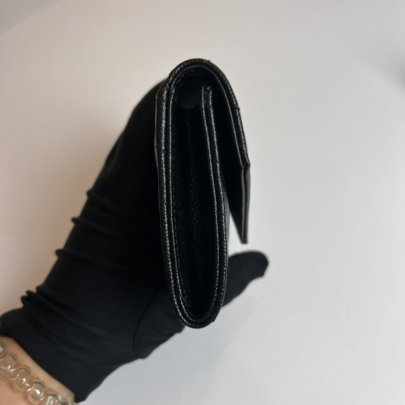 YSL 黑金魚子醬卡包-3