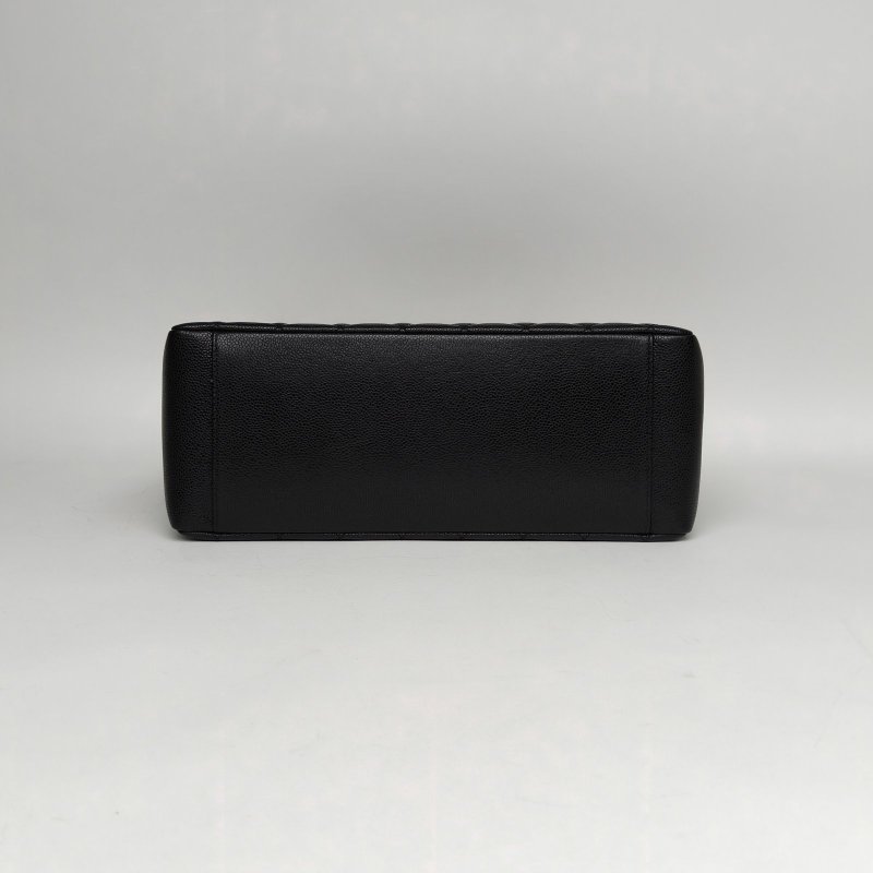 CHANEL GST購物袋小號33黑色荔枝牛皮19開金扣肩背包-4