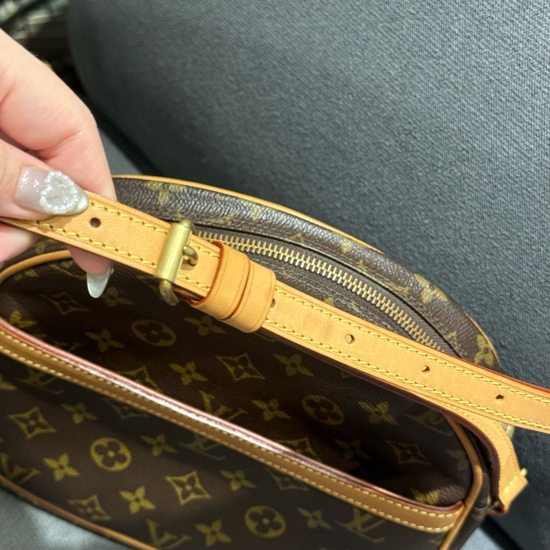 LV開口笑蘋果包🤎✨-9