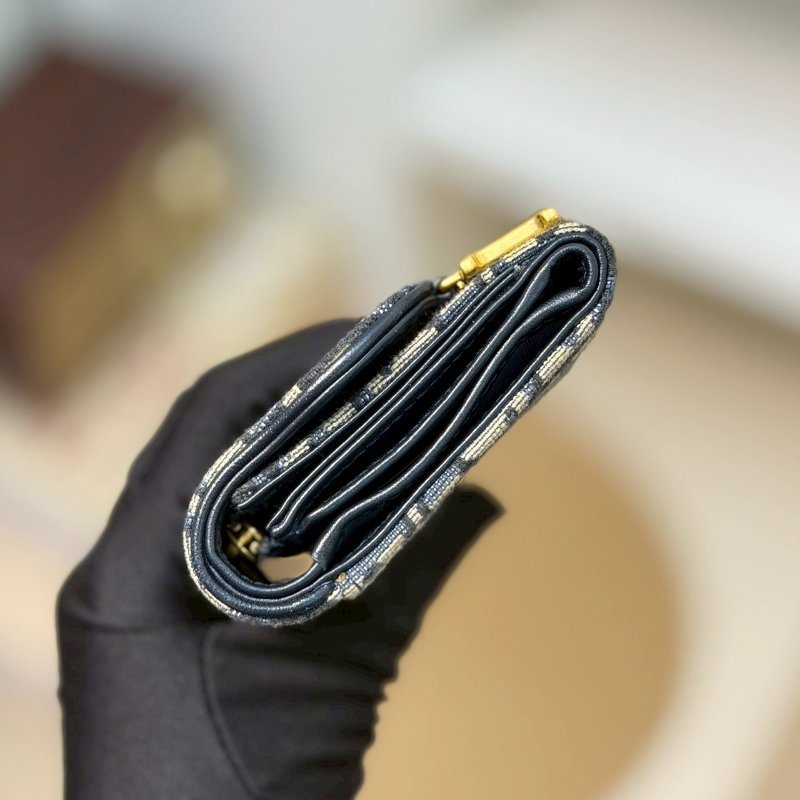 🏷Dior.Saddle Lotus 緹花三折短夾-2