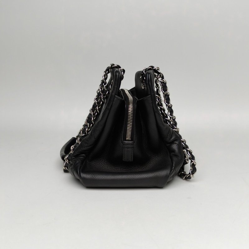 CHANEL 黑色荔枝牛皮14開銀扣雙C大LOGO手提托特包肩背包-1