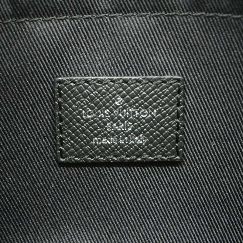 路易威登 Taigarama Outdoor PM 男士單肩包 M30233 黑色-4