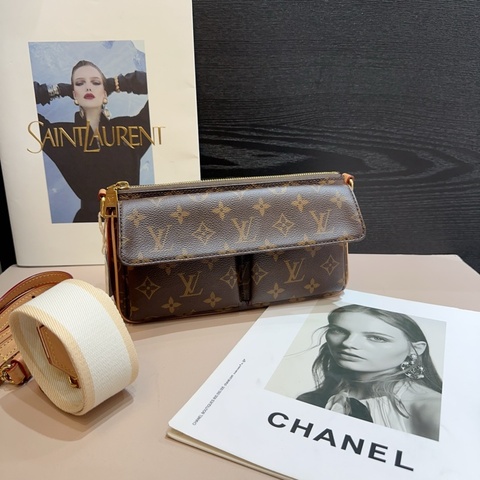 LV 原花金釦Vivacite雙口袋肩斜背包 M46999