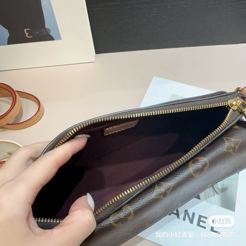 LV 原花金釦Vivacite雙口袋肩斜背包 M46999-6