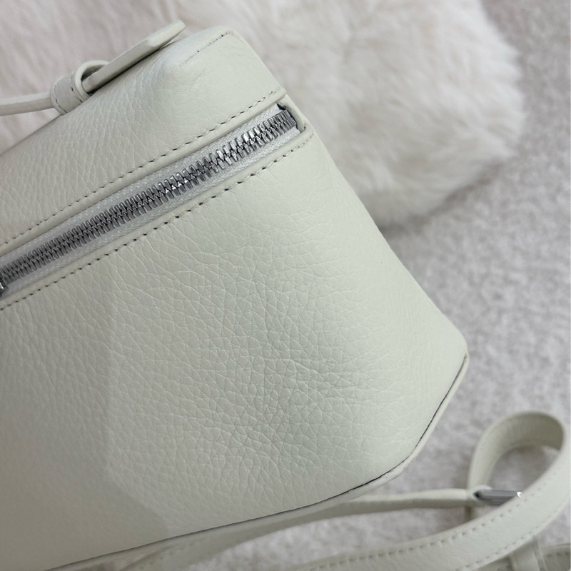 【全🆕】 Loro Piana ExtraPocket L19 拉鍊開合 粒面小牛皮 單肩手提包 細語白色-2