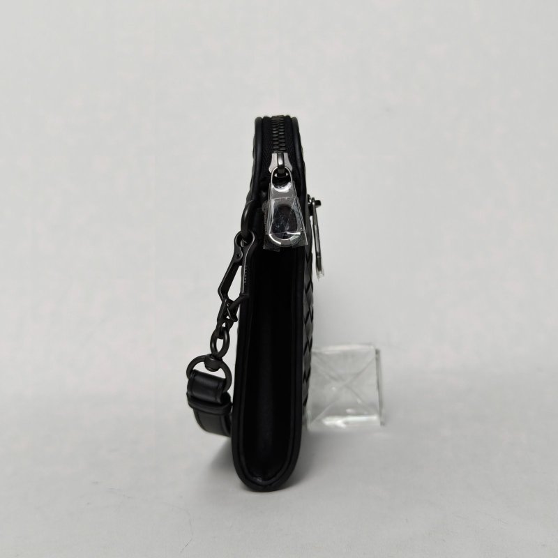 BOTTEGA VENETA 黑色牛皮經典編織手拿包肩背包-3