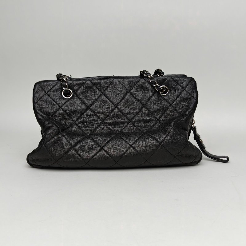 CHANEL 黑色荔枝牛皮14開銀扣雙C大LOGO手提托特包肩背包-2