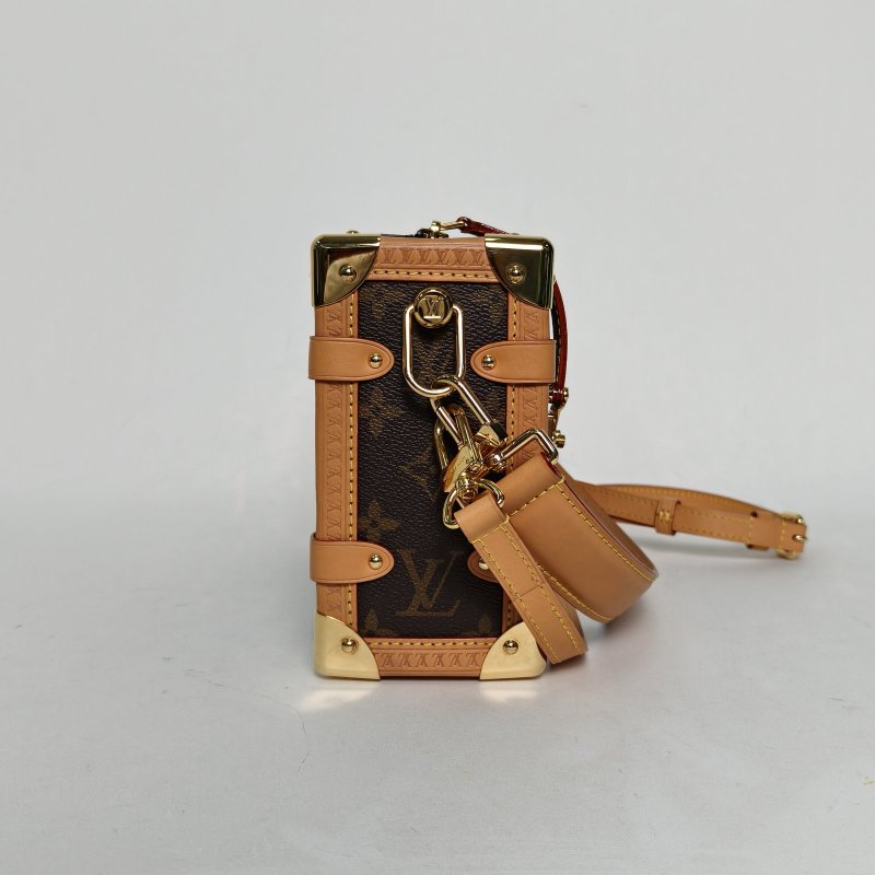 LOUIS VUITTON SideTrunk軟盒子包大號24老花PVC晶片肩背包-3