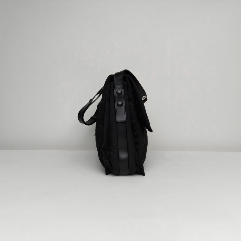 PRADA Re-NylonCINI郵差包大號黑色尼龍肩背包-3