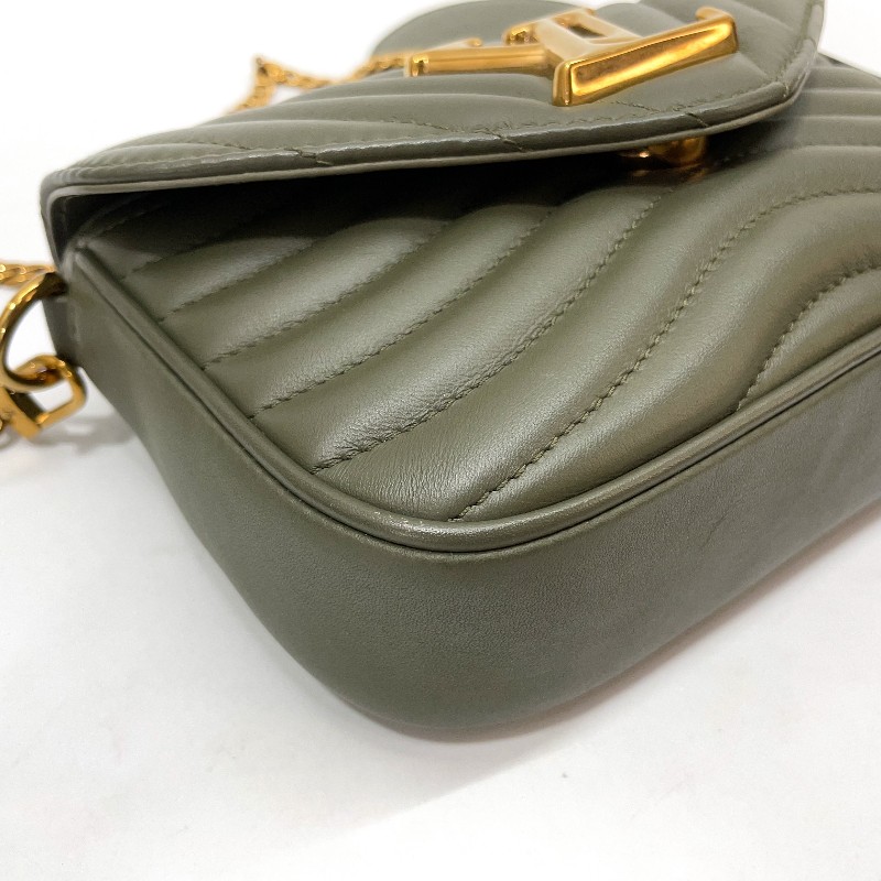 LV 墨綠牛皮山形紋霧金釦New Wave斜背包-12