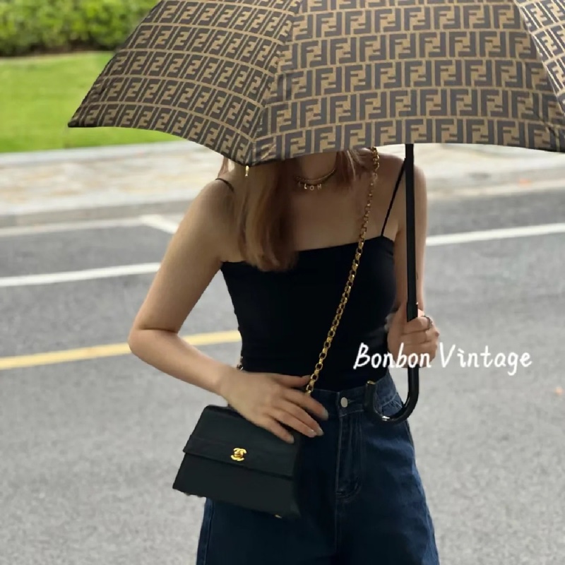 Chanel 香奈兒 Vintage trapezoid 梯型 黑金 雕花鍊 斜背包 肩背包 側背包 鍊條包-4