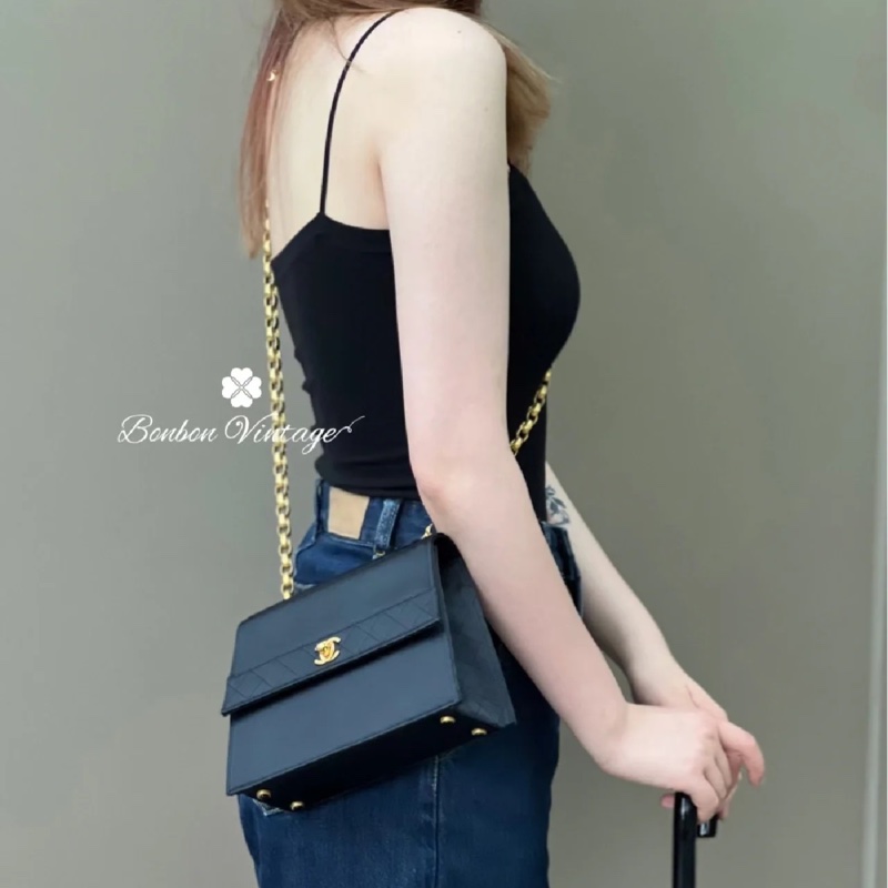 Chanel 香奈兒 Vintage trapezoid 梯型 黑金 雕花鍊 斜背包 肩背包 側背包 鍊條包-9