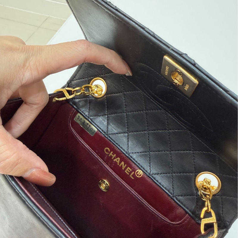 Chanel 香奈兒 Vintage trapezoid 梯型 黑金 雕花鍊 斜背包 肩背包 側背包 鍊條包-28