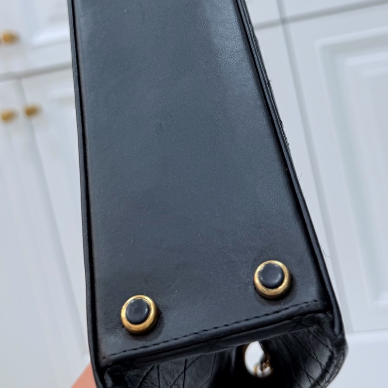 Chanel 香奈兒 Vintage trapezoid 梯型 黑金 雕花鍊 斜背包 肩背包 側背包 鍊條包-36