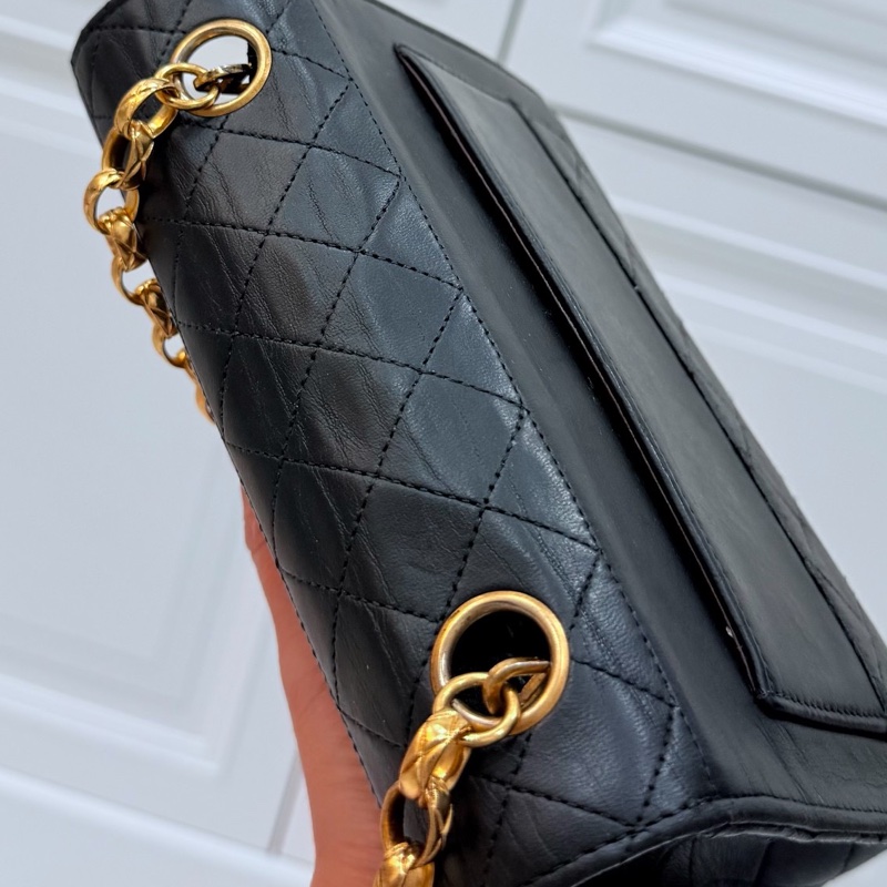 Chanel 香奈兒 Vintage trapezoid 梯型 黑金 雕花鍊 斜背包 肩背包 側背包 鍊條包-38