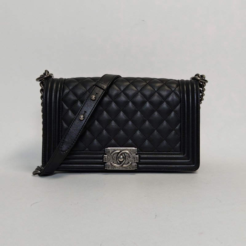 CHANEL Leboy中號25黑色牛皮20開銀扣菱格紋肩背包-0