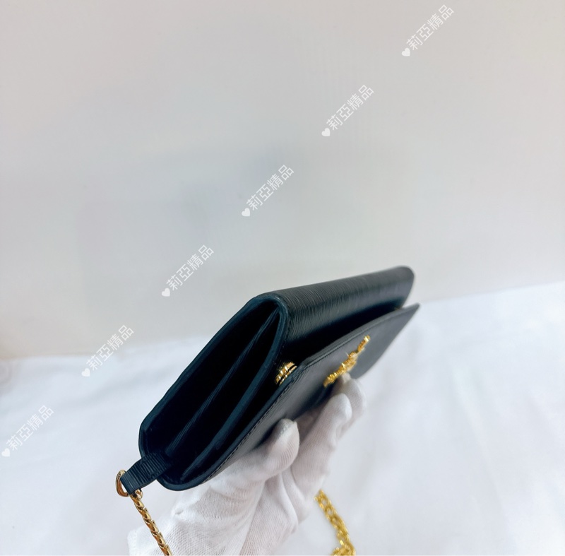 莉亞精品♡ Prada 黑金woc 鏈條包 九新美包-10