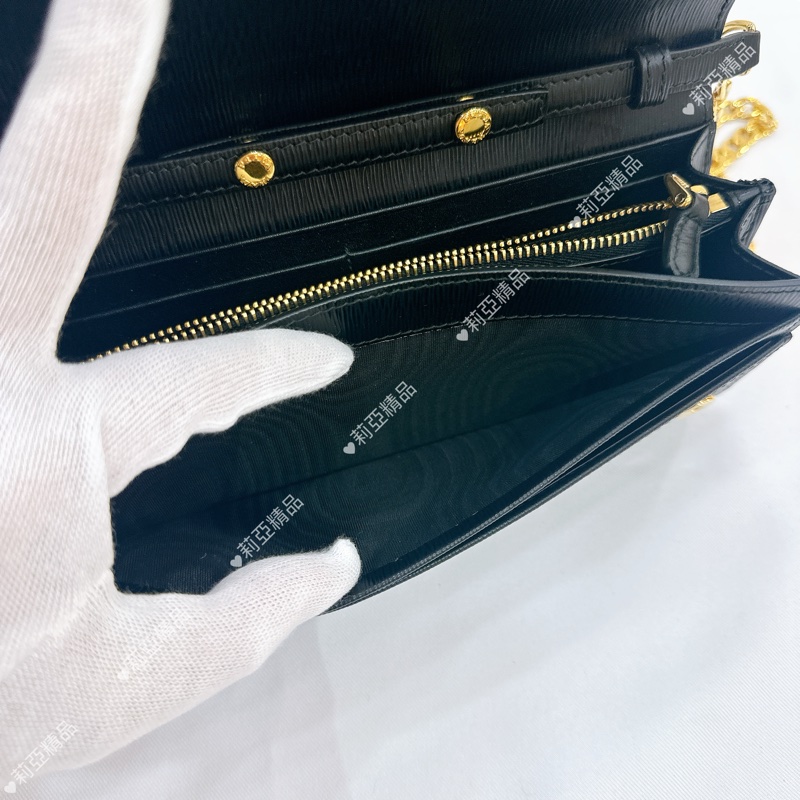 莉亞精品♡ Prada 黑金woc 鏈條包 九新美包-15