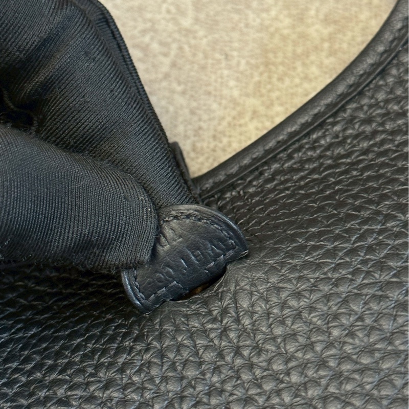 愛馬仕evelyne16黑金-3