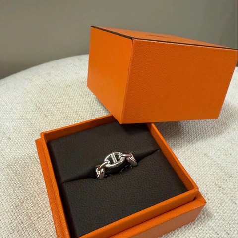 Hermes 純銀豬鼻子戒指/尺寸52